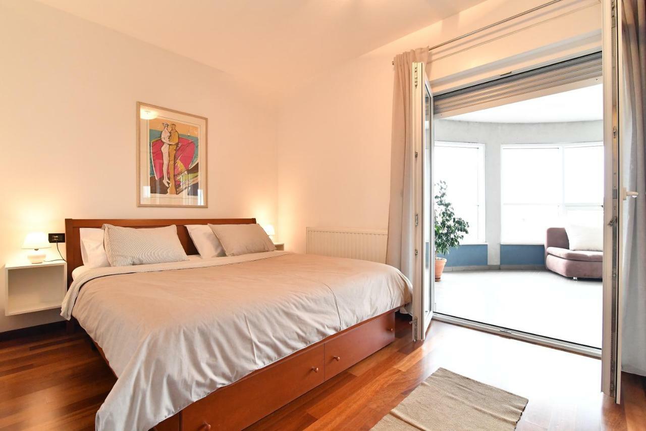 City Penthouse Vita Pula Exterior foto